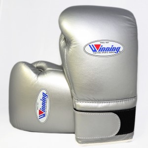 Winning Boxing Gloves Special Edition (Velcro/Silv...